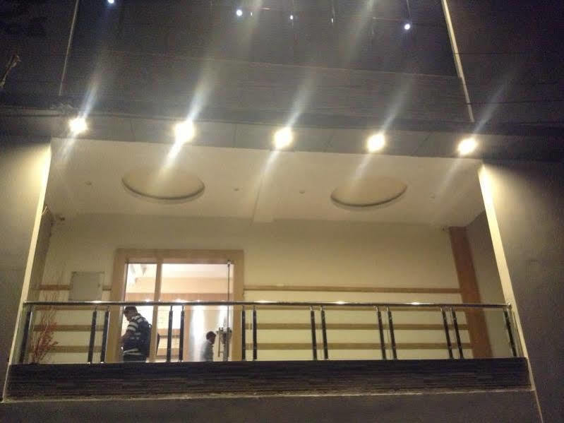 Hotel Athidi Grand Visakhapatnam Eksteriør bilde